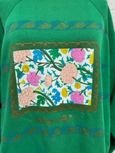 Load image into Gallery viewer, Green Pullover Sweatshirt with Floral Motif
