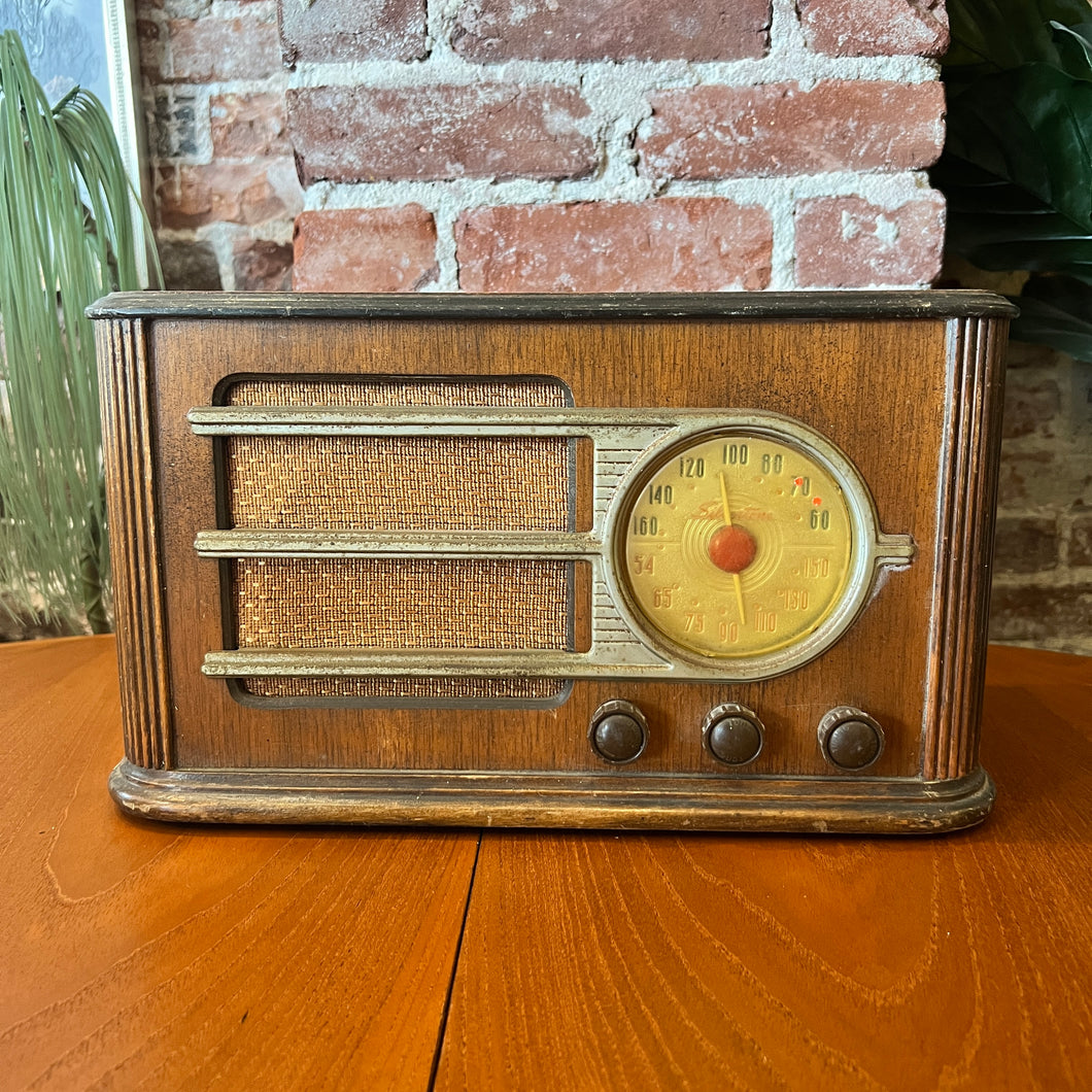 1946 Sears Silvertone 6050 Vintage Radio - As Found