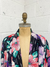 Load image into Gallery viewer, Vintage Tropical Floral Lightweight Blazer- Plus Size
