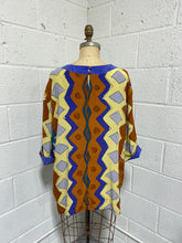 Load image into Gallery viewer, Vintage Art Blouse (22)
