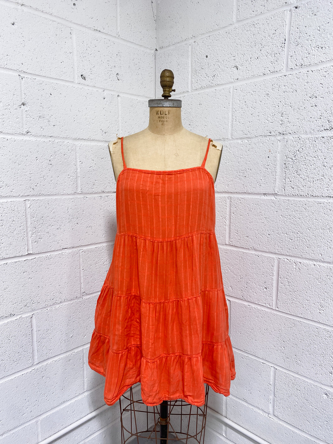 Coral Colored Summer Dress (M) Sunbeam Vintage Coral Colored Summer Dress (M) Sunbeam Vintage