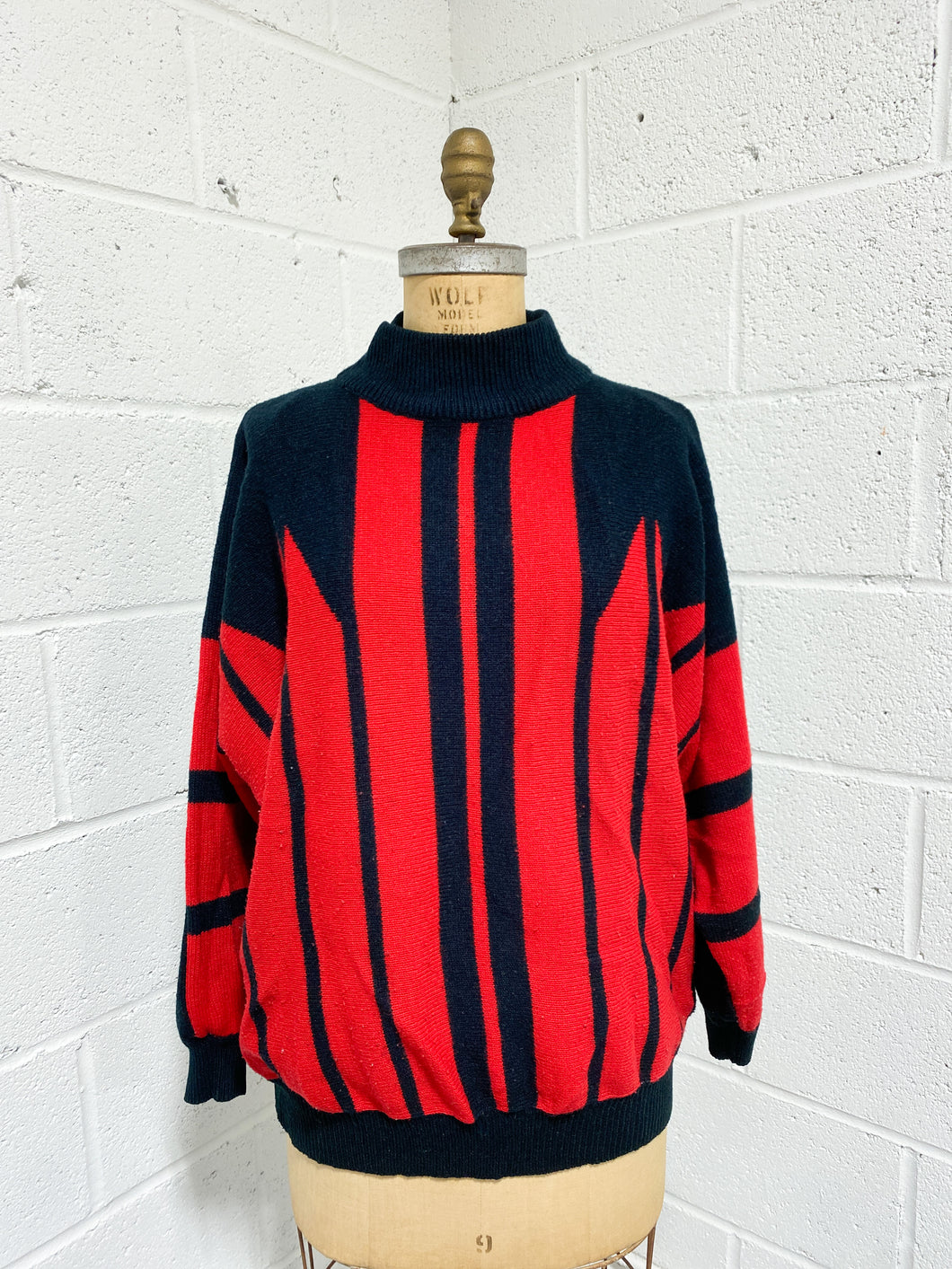 Vintage Red and Black Sweater (22)