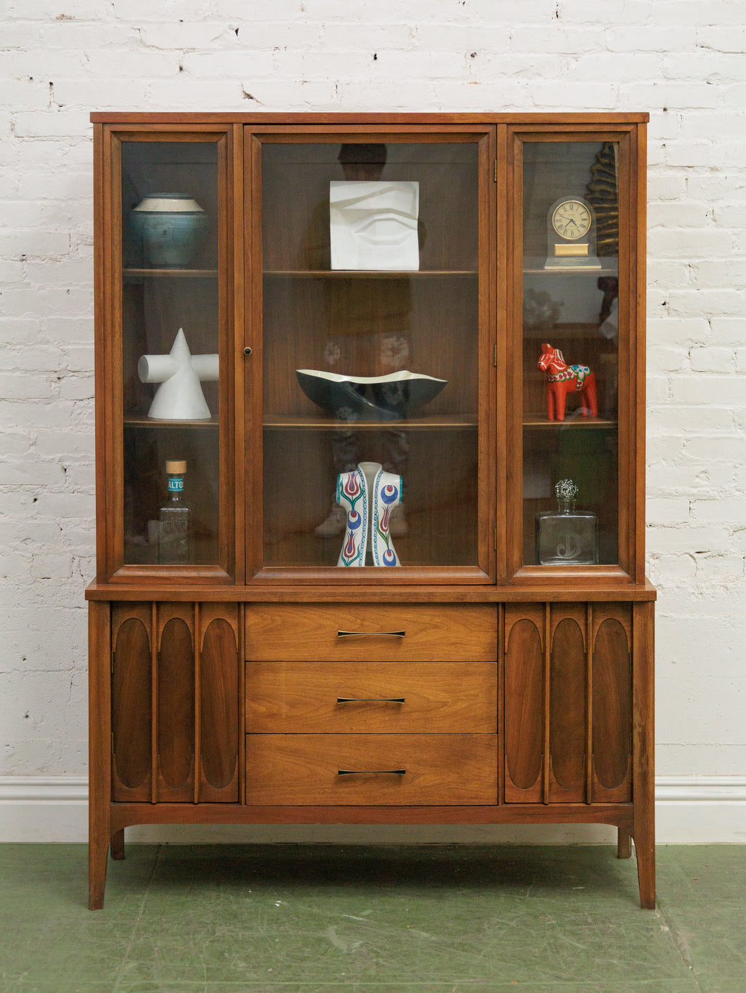 Vintage Mid Century Hutch