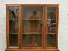 Load image into Gallery viewer, Vintage Mid Century Hutch
