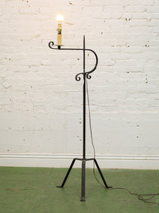 Tripod Vintage Rod Iron Lamp