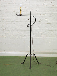 Tripod Vintage Rod Iron Lamp