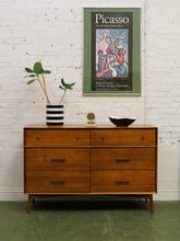 Load image into Gallery viewer, Framed Picasso Poster Musée Picasso Paris
