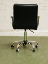 Load image into Gallery viewer, Black Square Tufted Office Chair
