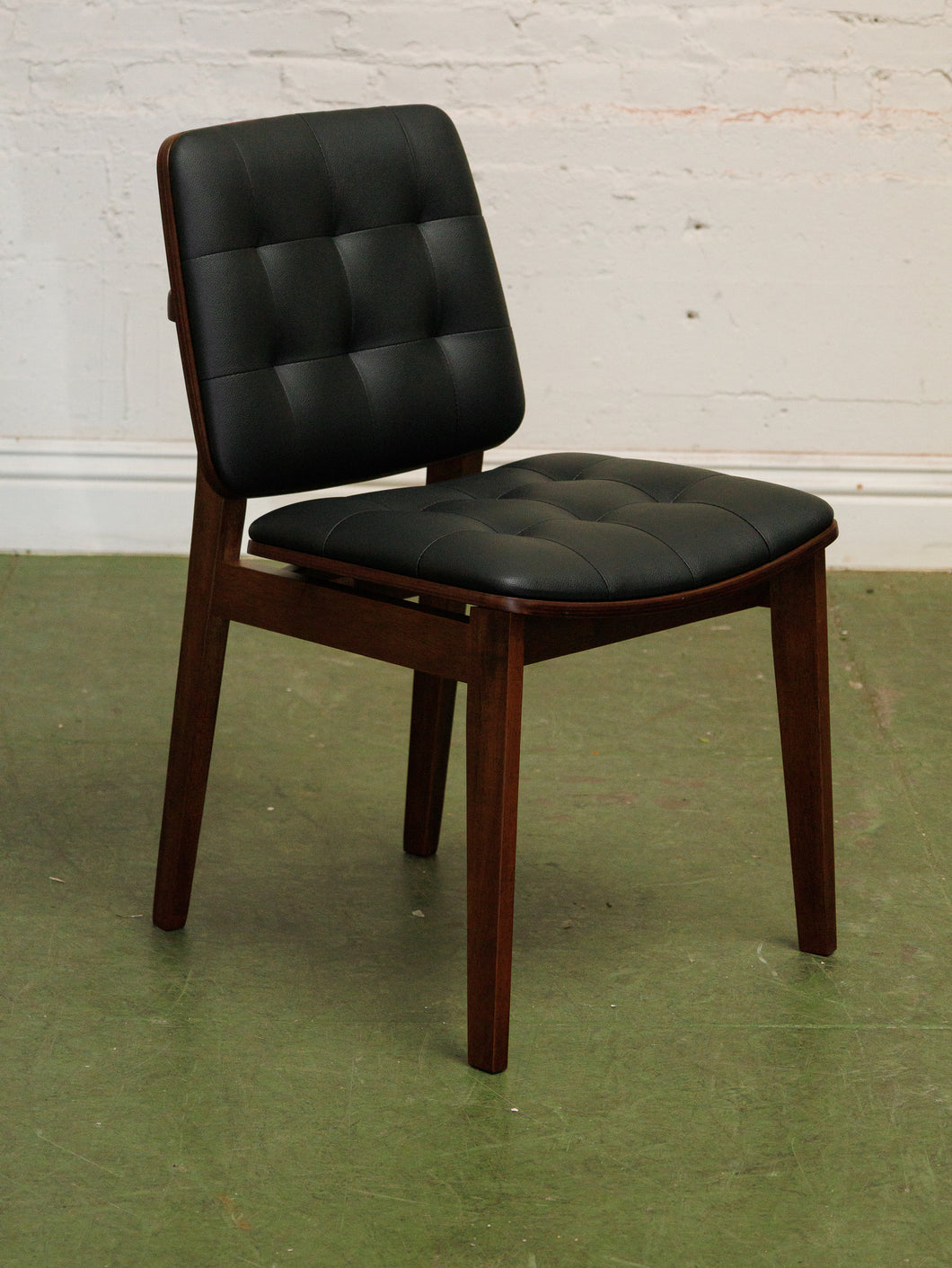 Niko Chair in Black