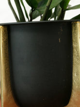 Load image into Gallery viewer, Black Scandi Planters
