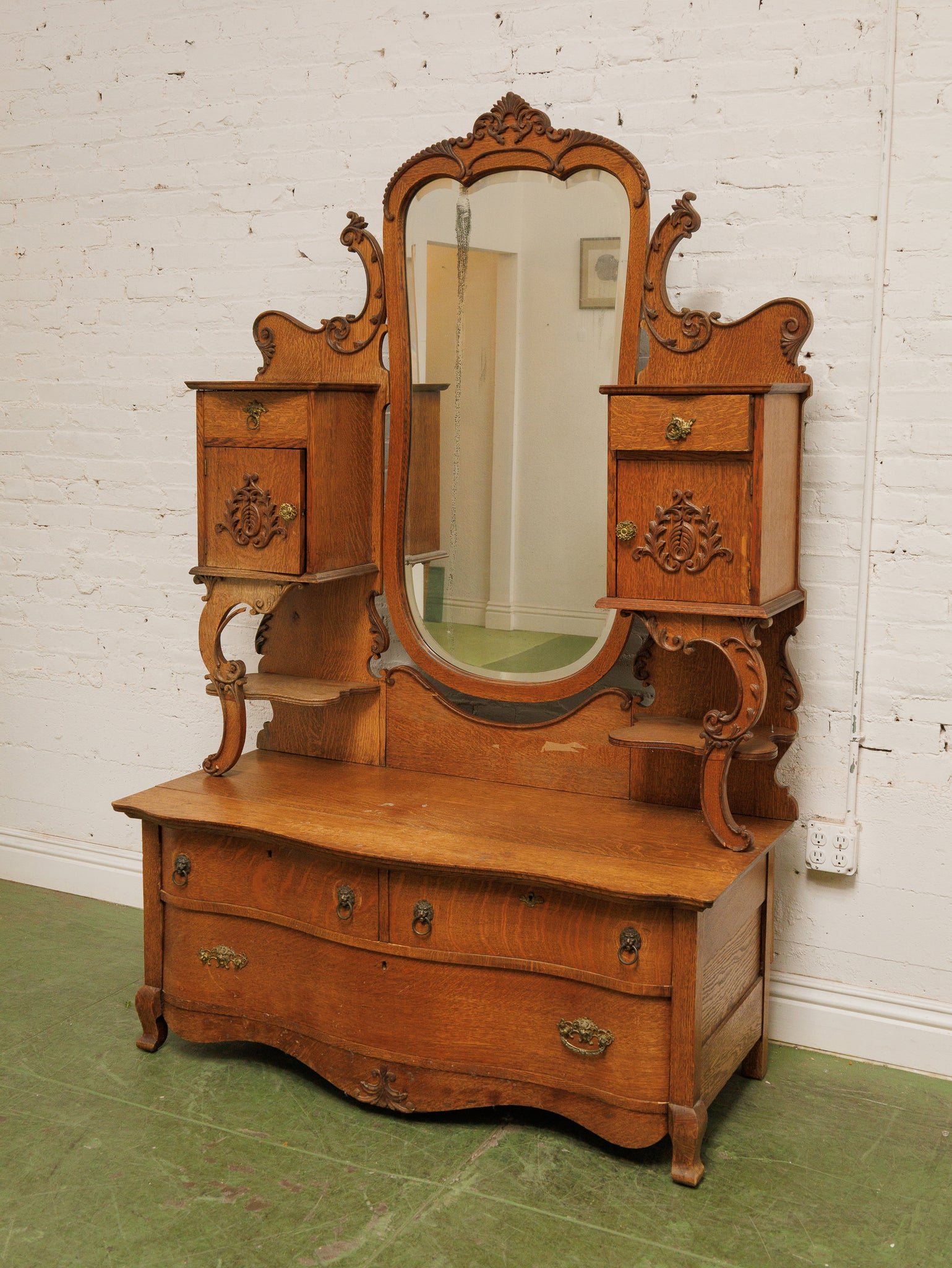 Tiger Oak French Antique Victorian Dresser Sunbeam Vintage Tiger Oak French Antique Victorian Dresser Sunbeam Vintage