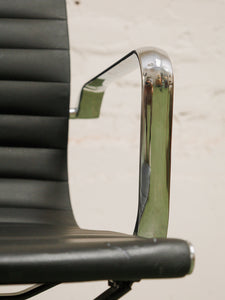 Aluminum group style office Chair