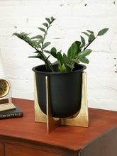 Load image into Gallery viewer, Black Scandi Planters
