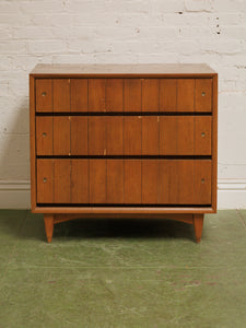 Lowboy Kroeler Mid Century chests of drawer