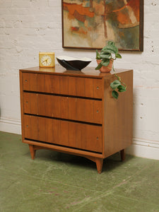 Lowboy Kroeler Mid Century chests of drawer