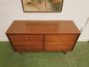 Mid-century vintage six Drawer Dresser