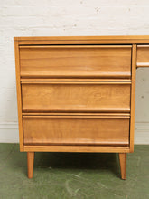Load image into Gallery viewer, Morris 4 drawer Desk
