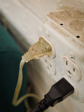 Load image into Gallery viewer, Vintage Tripod Lamp

