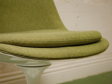 Load image into Gallery viewer, Set of 4 Avocado green Swivel Chair
