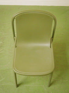 Blue Dot Green Chair