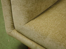 Load image into Gallery viewer, Space age Green Swivel Chair
