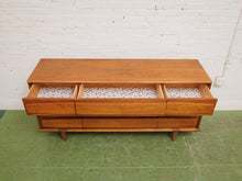Load image into Gallery viewer, American of Martinsville 9 Drawer Dresser
