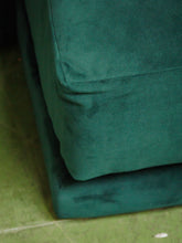 Load image into Gallery viewer, Hansel 3 Piece in Royale Evergreen
