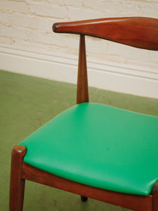 Scandi Dining Chair in Kelly Green