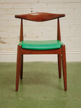 Load image into Gallery viewer, Scandi Dining Chair in Kelly Green
