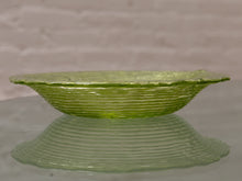Load image into Gallery viewer, 1970s Peridot Green Rippled Table Set
