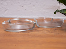 Load image into Gallery viewer, Heart Glass Catch all
