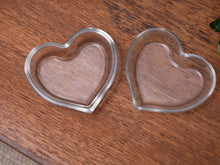 Load image into Gallery viewer, Heart Glass Catch all
