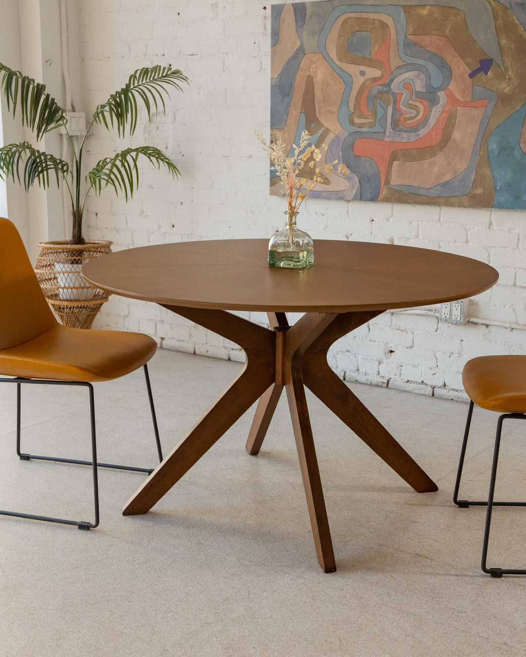 Miles Round Dining Table 47