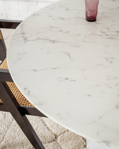 Daisy Faux Marble 54 in Round Dining Table, White