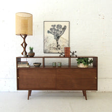 Load image into Gallery viewer, &quot;Lorenzo&quot; Credenza Entry Console
