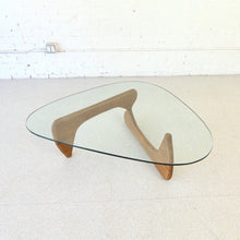 Load image into Gallery viewer, Amoeba Sculptural Coffee Table
