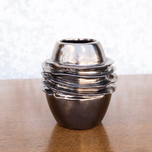 Load image into Gallery viewer, Porcelain Gold Bronze Small Vase
