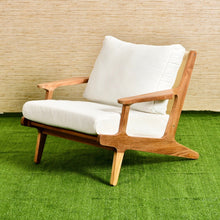 Load image into Gallery viewer, Outdoor Teak Sleek Lounge Chair
