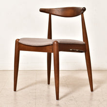 Load image into Gallery viewer, Dark Wood Scandinavian Dining Chair
