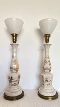 Load image into Gallery viewer, Vintage ceramic/ gold pair of lamps
