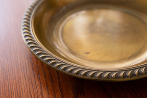 Metal Vintage Plate