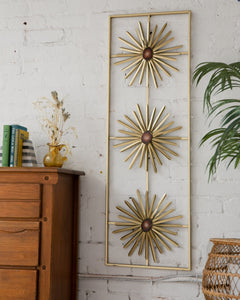 Retro Gold Daisy Wall Hanging