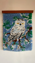 Load image into Gallery viewer, Fiber Art Owl Blue, Vintage
