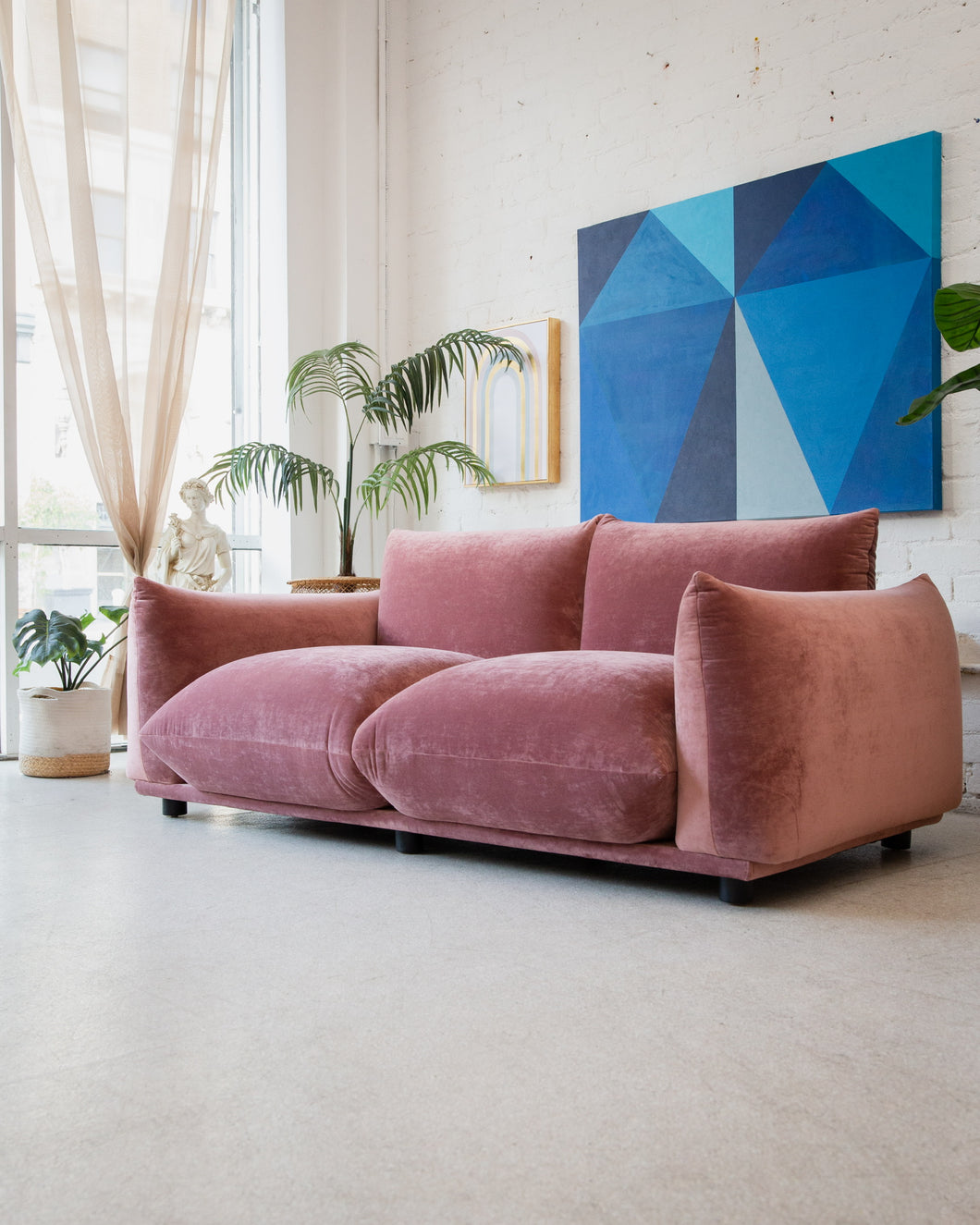 Miguel Sofa in Pink