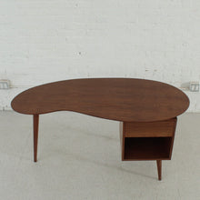 Load image into Gallery viewer, Sunbeam Exclusive Holiday Desk
