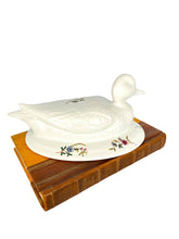 Load image into Gallery viewer, Ceramic Duck Sculpture
