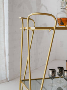 Nelly Gold Barcart