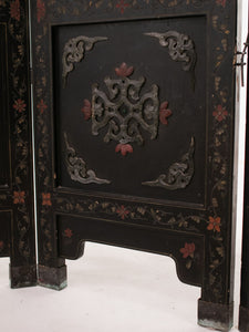 Large Heavy Decorated Japanese lacquer room divider screen