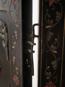 Large Heavy Decorated Japanese lacquer room divider screen